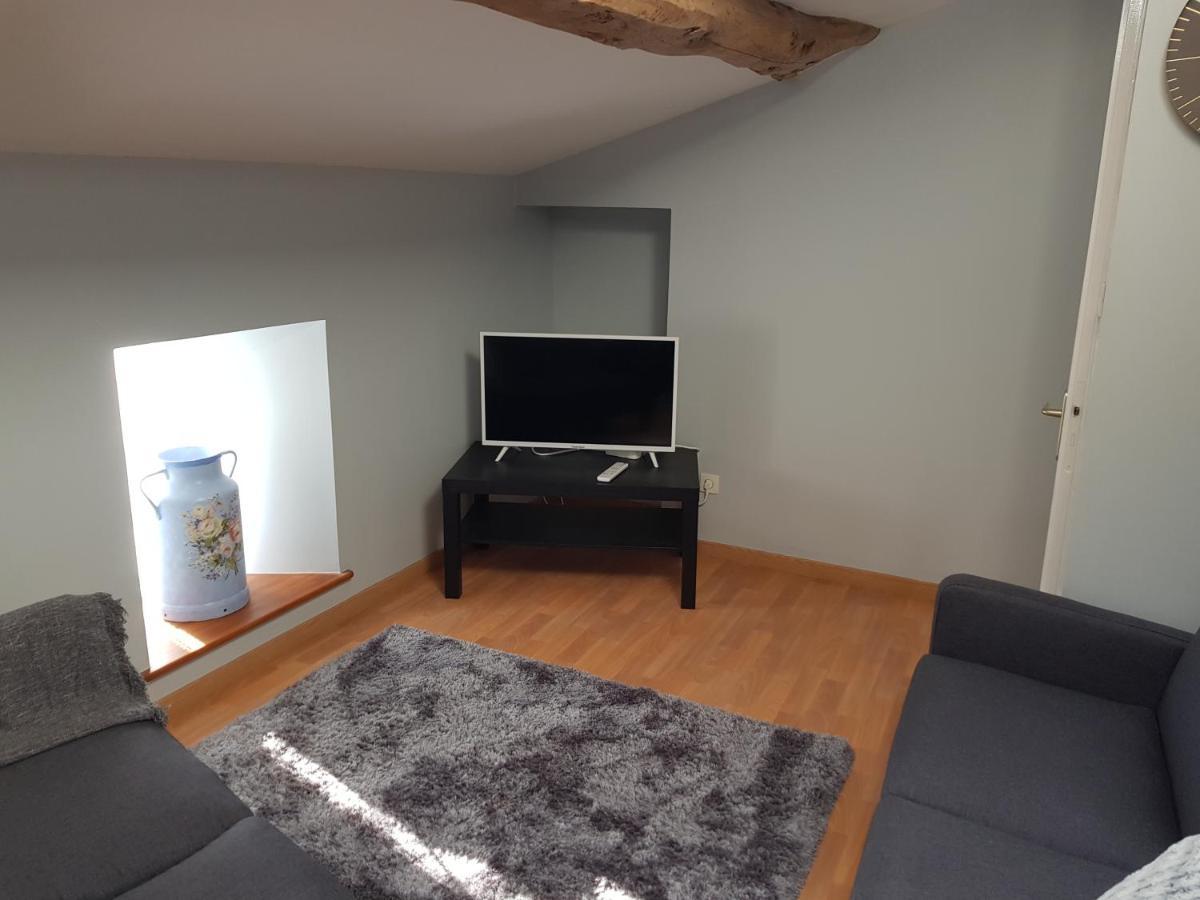 Le Pommier Chambre d'hote Clussais-la-Pommeraie Extérieur photo