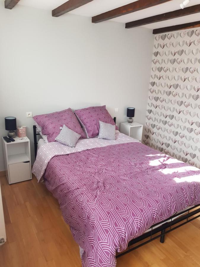 Le Pommier Chambre d'hote Clussais-la-Pommeraie Extérieur photo