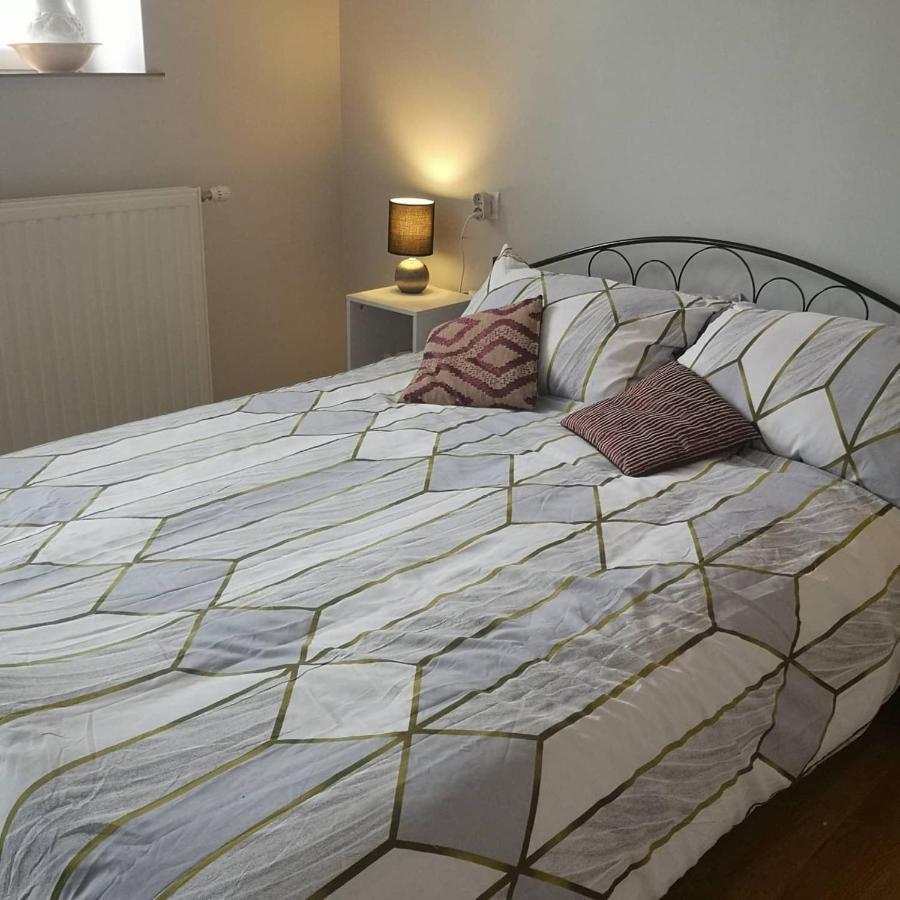 Le Pommier Chambre d'hote Clussais-la-Pommeraie Extérieur photo